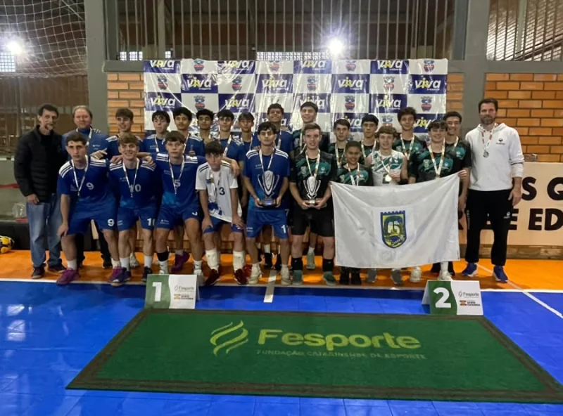 Phoenix Voleibol representa Joaçaba e garante vaga no Regional da Olesc 2026